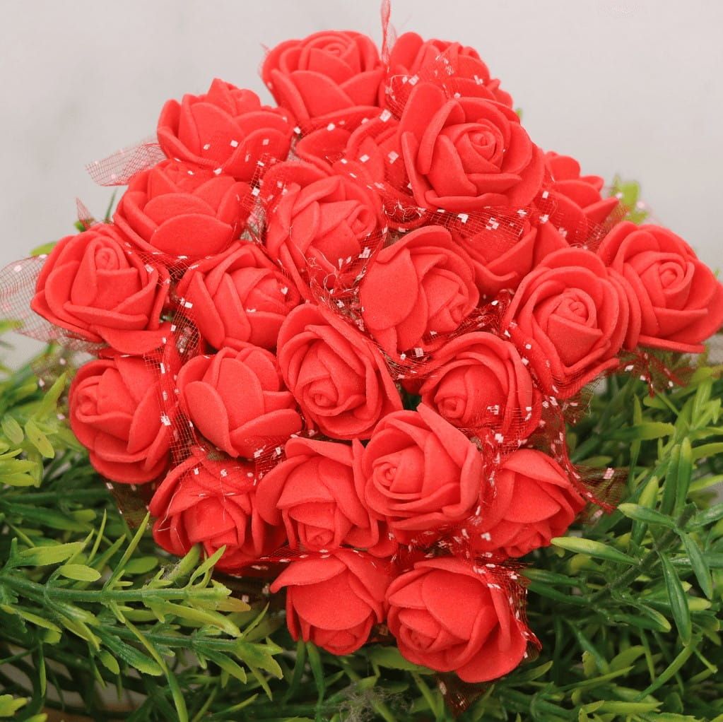 Růžičky pěnové na drátku 12ks - na svatbu i k dekoraci - červené