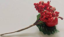 Dekorace umělá přízdoba pocukrované červené bobule s Jablíčkem 15cm - 1ks