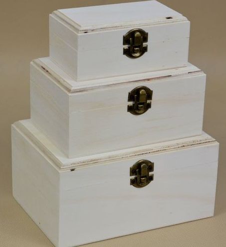 Dřevěná krabička s kováním - 18,5x13,5x9cm